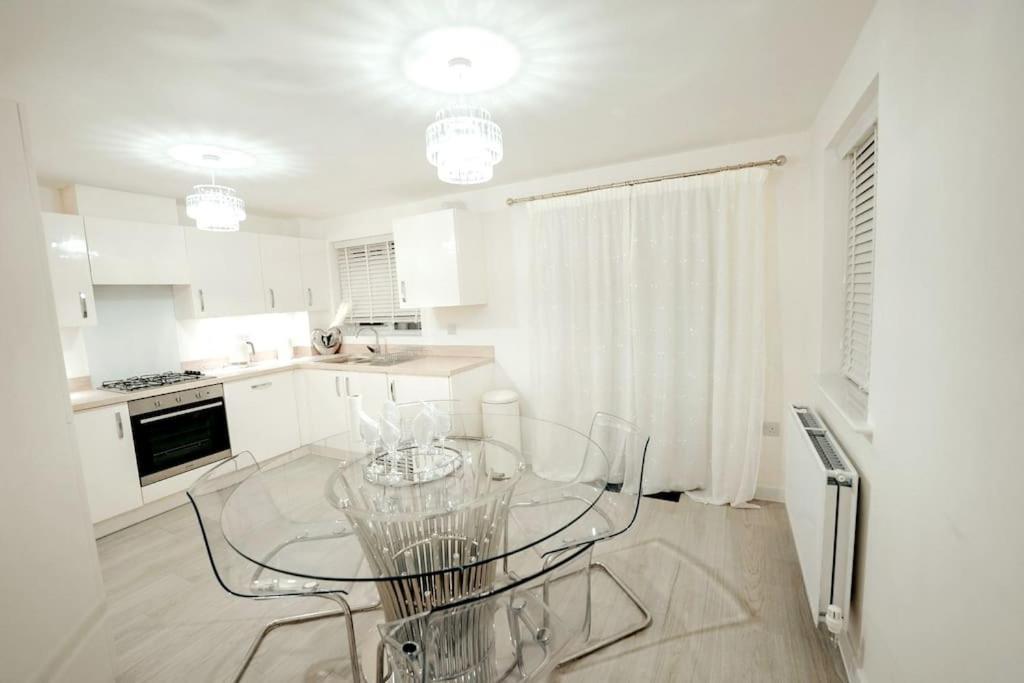 Willow Heights Modern 5-7 Persons/3 Bed Detached Rotherham Buitenkant foto